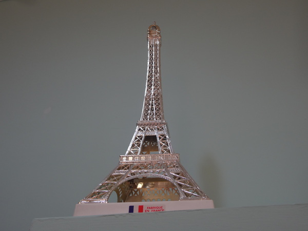 樂蒙地 L'amande：1021106[官本金文愛台灣口碑券第13彈]Tiffany綠色系樂蒙地L'amande的檸檬蛋糕好吃到要唱Lemon Tree