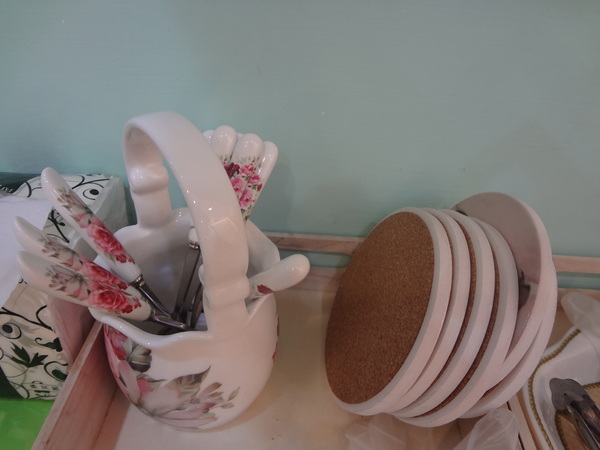 樂蒙地 L'amande：1021106[官本金文愛台灣口碑券第13彈]Tiffany綠色系樂蒙地L'amande的檸檬蛋糕好吃到要唱Lemon Tree