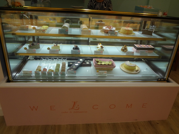 樂蒙地 L'amande：1021106[官本金文愛台灣口碑券第13彈]Tiffany綠色系樂蒙地L'amande的檸檬蛋糕好吃到要唱Lemon Tree