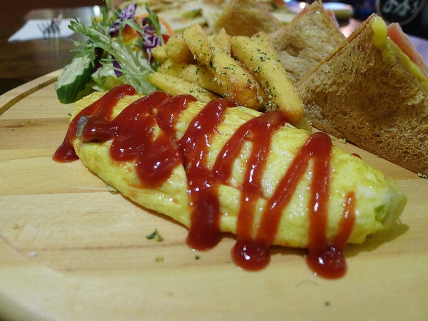 橋下咖啡 Restaurant & Bar：橋下咖啡 Restaurant & Bar