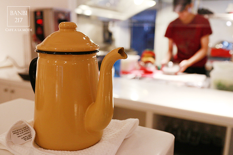 Banbi217 美食旅遊:Cafe a la mode 中山店 :南京商圈新開幕的設計感好店(義大利麵,燉飯,沙拉,法式布丁吐司,商業午餐,早午餐brunch,下午茶,捷運中山站)