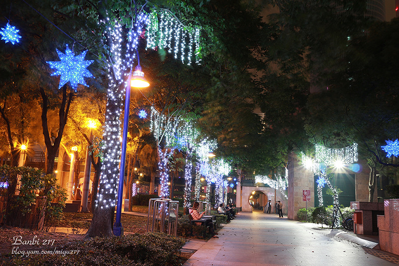 Banbi217 美食旅遊: 2013新北市歡樂耶誕城 聖誕節旅遊免費景點活動 (捷運板橋站,板橋車站)[文末附板橋美食]