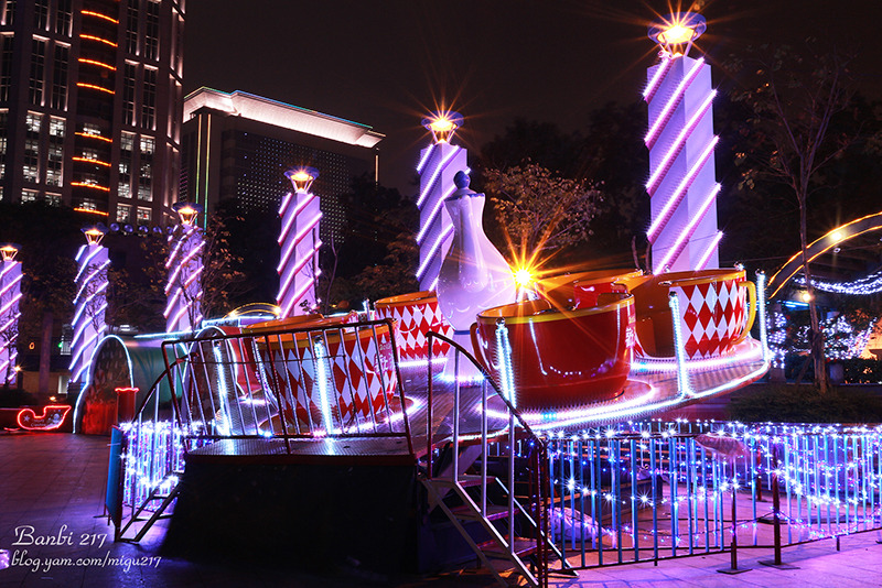 Banbi217 美食旅遊: 2013新北市歡樂耶誕城 聖誕節旅遊免費景點活動 (捷運板橋站,板橋車站)[文末附板橋美食]