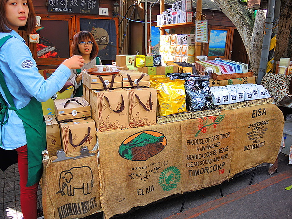 古坑綠色隧道：(遊記) 2013 古坑綠色隧道咖啡節