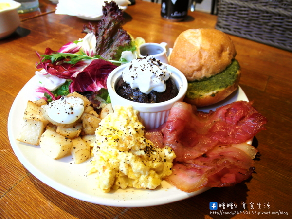oh!Sweet Diner美式甜點餐廳:〖台中│美食〗oh!Sweet Diner美式甜點餐廳 ❤ 結合美味布朗尼的美式甜點餐廳,還有提供多樣料多味美的早午餐,餐點名子都超可愛!!