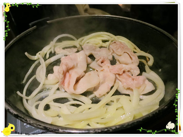 台北-本沐食堂-美味的壽喜燒吃到飽-炒洋蔥豬肉