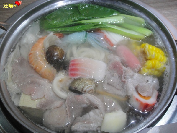 軒火鍋：來呦~吃火鍋囉! 【軒火鍋】涮涮鍋  ★★ 白飯/飲料/冰淇淋無限自助吃到飽★★