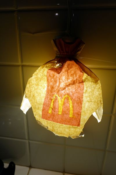 巴黎米咖啡 Cafe 8mm:(胖樺食記)公館商圈適合久坐看書的寧靜咖啡廳「巴黎米Café 8mm」。甜點及飲品皆讓人驚喜