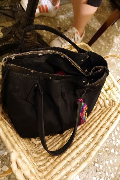 巴黎米咖啡 Cafe 8mm:(胖樺食記)公館商圈適合久坐看書的寧靜咖啡廳「巴黎米Café 8mm」。甜點及飲品皆讓人驚喜