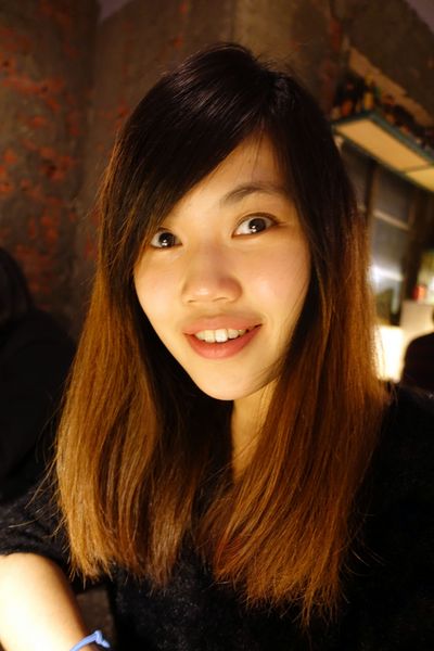 巴黎米咖啡 Cafe 8mm:(胖樺食記)公館商圈適合久坐看書的寧靜咖啡廳「巴黎米Café 8mm」。甜點及飲品皆讓人驚喜