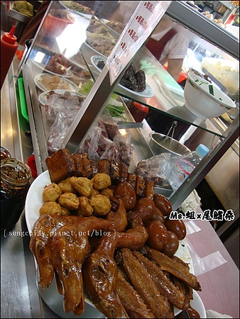 亞德當歸鴨：［台南中西］國華街。亞德當歸鴨