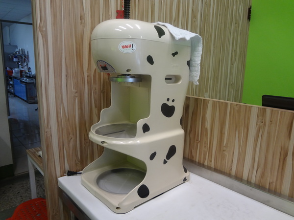 心仙草園：1021028[官本金文愛台灣口碑券第11彈]草綠色系心仙草園的仙草雞湯好吃到會讓神仙都想草上飛料理超級有創意