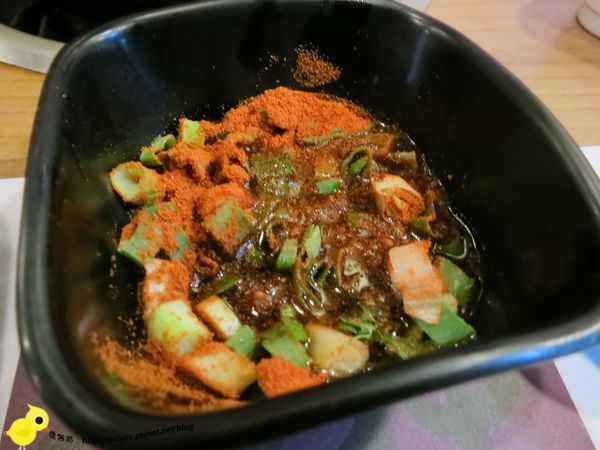 台北-石神石頭火鍋-雙連捷運站旁的火鍋-石頭火鍋-雪花牛肉-咖哩火鍋