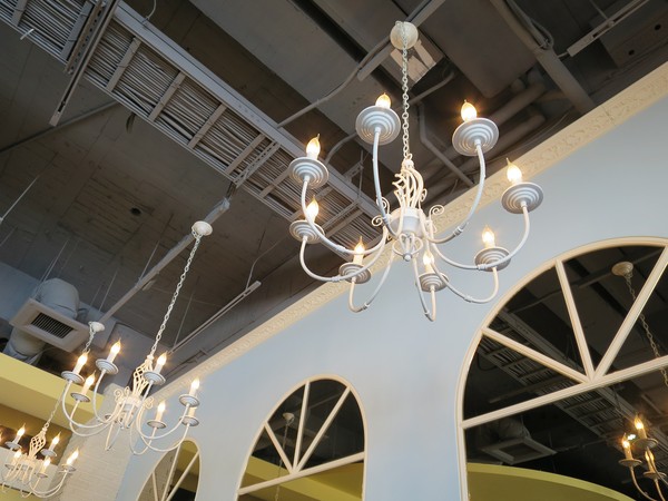 彩虹國度：Rainbow Waffle Caf'e 彩虹國度- 新興區中山一路2號 (玉竹商圈)