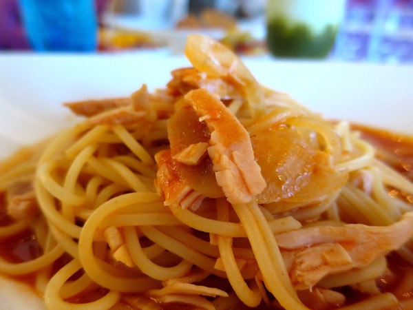 彩虹國度:Rainbow Waffle Caf'e 彩虹國度- 新興區中山一路2號 (玉竹商圈)