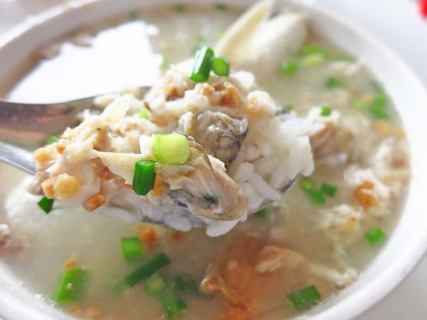 【台南美食】阿堂鹹粥-必朝聖的超人氣虱目魚鹹粥店