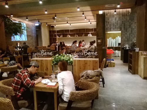 Caffe bene:早午晚宵夜通吃!創新甜點派脆思&重量級抹茶刨冰——韓國連鎖店Caffe bene