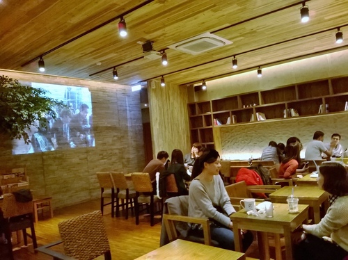 Caffe bene:早午晚宵夜通吃!創新甜點派脆思&重量級抹茶刨冰——韓國連鎖店Caffe bene