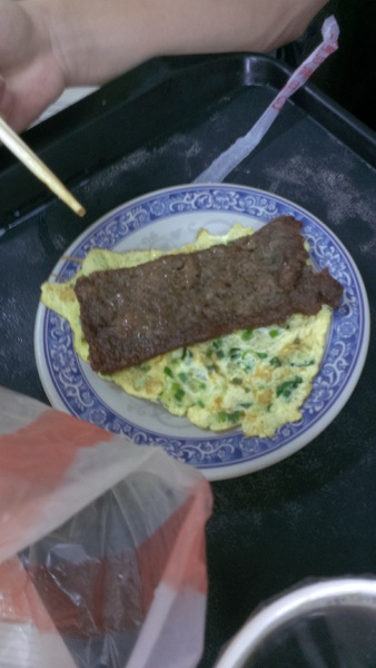 勝利早點：[食記]台南-勝利早點-必吃的早餐/消夜