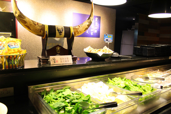 好客-音樂料理-現場LIVE演唱(市府店)：[台北]燒烤+帝王蟹 雙重滿足就在好客-音樂料理(市府店)