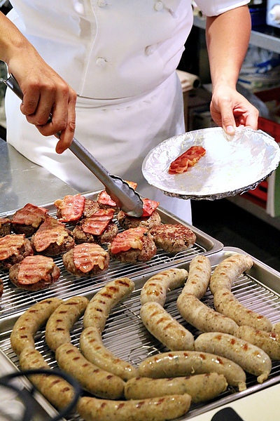 AT&T 4 Fun,Liz 巴賽麗