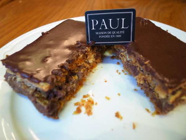 PAUL保羅麵包沙龍(內湖店)：＜台北｜內湖｜下午茶＞超正點千層派＆馬卡紅～PAUL保羅麵包沙龍（內湖店）