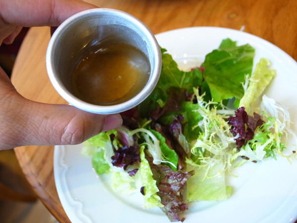 PAUL保羅麵包沙龍(內湖店)：＜台北｜內湖｜下午茶＞超正點千層派＆馬卡紅～PAUL保羅麵包沙龍（內湖店）