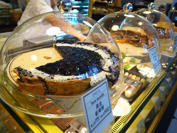 PAUL保羅麵包沙龍(內湖店)：＜台北｜內湖｜下午茶＞超正點千層派＆馬卡紅～PAUL保羅麵包沙龍（內湖店）