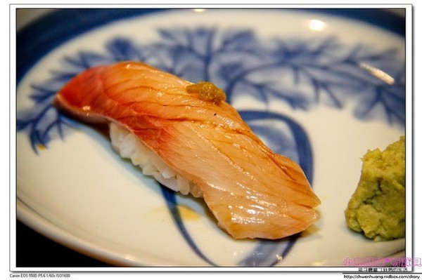 坐著做すし握壽司:【美食♥桃園】☼ 坐著做すし握壽司☼無菜單創意日本料理,一位難求的美食 ♥♥