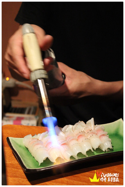 坐著做壽司割烹：桃園中壢市｜Cp值高820元無菜單日本料理『坐著做 すし 握壽司』