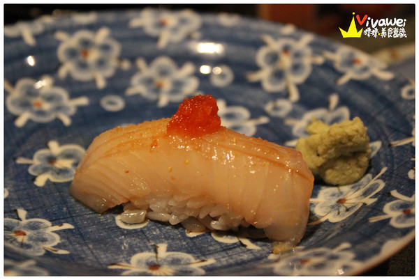 坐著做壽司割烹：桃園中壢市｜Cp值高820元無菜單日本料理『坐著做 すし 握壽司』