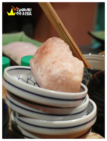 坐著做壽司割烹：桃園中壢市｜Cp值高820元無菜單日本料理『坐著做 すし 握壽司』