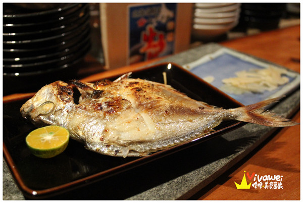 坐著做壽司割烹：桃園中壢市｜Cp值高820元無菜單日本料理『坐著做 すし 握壽司』