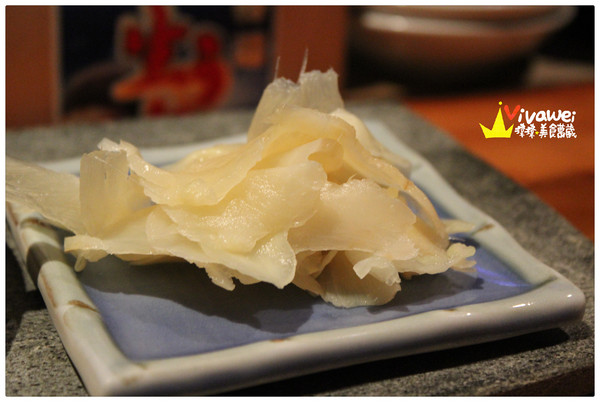 坐著做壽司割烹：桃園中壢市｜Cp值高820元無菜單日本料理『坐著做 すし 握壽司』