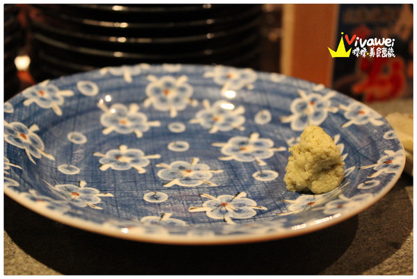 坐著做壽司割烹：桃園中壢市｜Cp值高820元無菜單日本料理『坐著做 すし 握壽司』