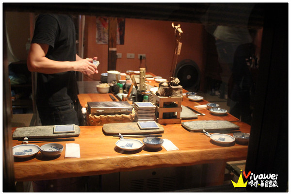坐著做壽司割烹：桃園中壢市｜Cp值高820元無菜單日本料理『坐著做 すし 握壽司』