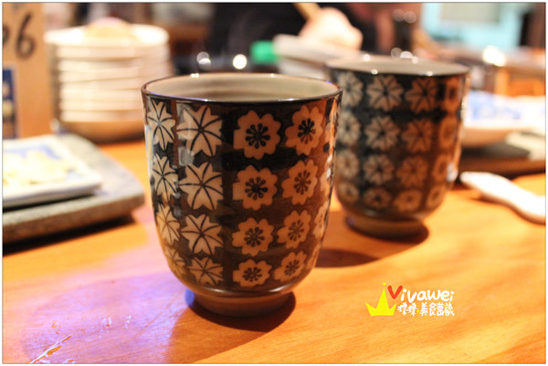 坐著做壽司割烹：桃園中壢市｜Cp值高820元無菜單日本料理『坐著做 すし 握壽司』