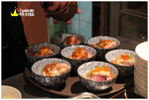 坐著做壽司割烹：桃園中壢市｜Cp值高820元無菜單日本料理『坐著做 すし 握壽司』