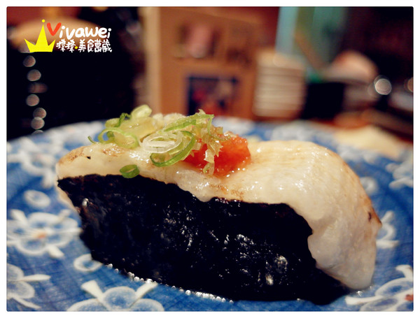 坐著做壽司割烹：桃園中壢市｜Cp值高820元無菜單日本料理『坐著做 すし 握壽司』