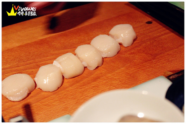 坐著做壽司割烹：桃園中壢市｜Cp值高820元無菜單日本料理『坐著做 すし 握壽司』