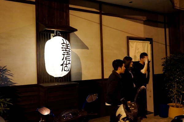 坐著做すし握壽司:*口碑券*坐著做すし握壽司: 中壢無菜單日式料理