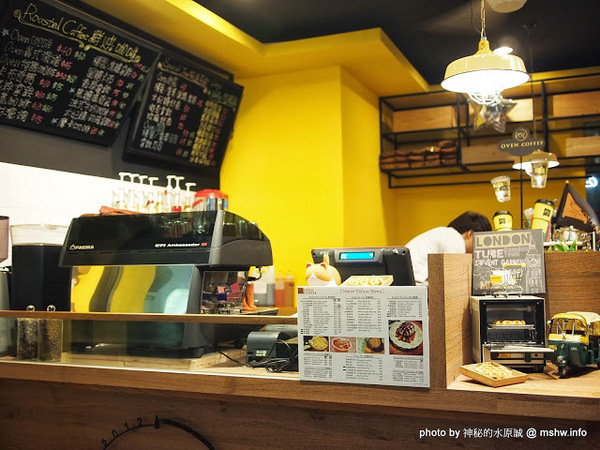 oven coffee(台中中港店):【食記】台中西區-OVEN coffee烤香(台中中港店)@草悟道 : 咖啡還不錯,鬆餅需要再脆點