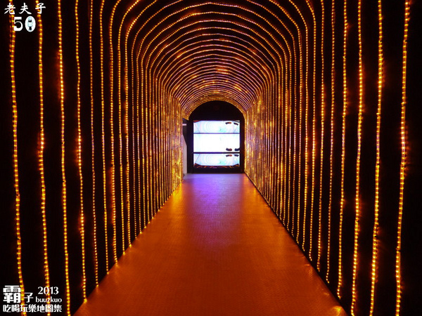 「老夫子 50 時空叮叮車 」世界巡展 台北首站(台北首站)：老夫子50 時空叮叮車，大玩時空穿越情境!!! (世界巡展台北首站)