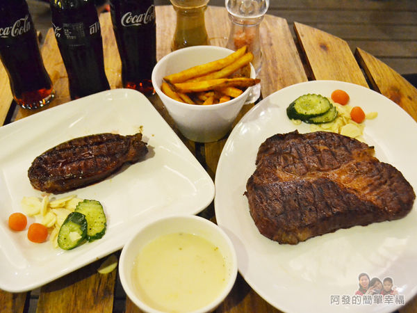 紅牛原味炭烤牛排15-美食上桌