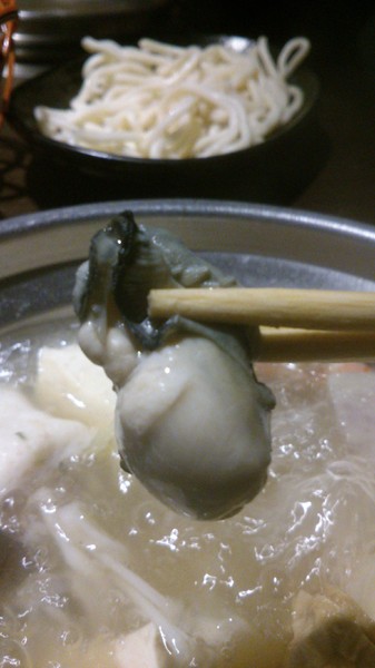 鍋神日式涮涮鍋(台中逢甲旗艦店):好運接二連三…口碑體驗3--鍋神日式涮涮鍋(台中逢甲旗艦店)…天氣冷還有什麼比吃火鍋更幸福的了