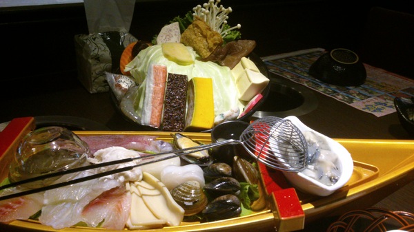 鍋神日式涮涮鍋(台中逢甲旗艦店):好運接二連三…口碑體驗3--鍋神日式涮涮鍋(台中逢甲旗艦店)…天氣冷還有什麼比吃火鍋更幸福的了