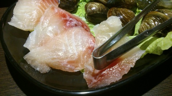 鍋神日式涮涮鍋(台中逢甲旗艦店):好運接二連三…口碑體驗3--鍋神日式涮涮鍋(台中逢甲旗艦店)…天氣冷還有什麼比吃火鍋更幸福的了