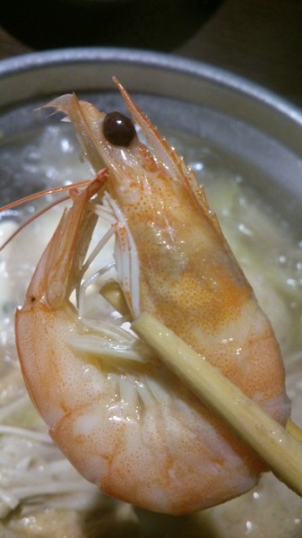 鍋神日式涮涮鍋(台中逢甲旗艦店):好運接二連三…口碑體驗3--鍋神日式涮涮鍋(台中逢甲旗艦店)…天氣冷還有什麼比吃火鍋更幸福的了