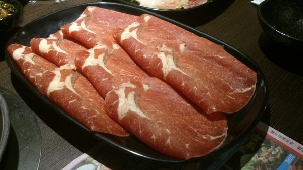 鍋神日式涮涮鍋(台中逢甲旗艦店):好運接二連三…口碑體驗3--鍋神日式涮涮鍋(台中逢甲旗艦店)…天氣冷還有什麼比吃火鍋更幸福的了