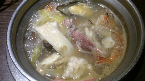 鍋神日式涮涮鍋(台中逢甲旗艦店):好運接二連三…口碑體驗3--鍋神日式涮涮鍋(台中逢甲旗艦店)…天氣冷還有什麼比吃火鍋更幸福的了